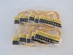 ORIGINAL NIKE ADULT WRISTBAND 10X BRAND NEW