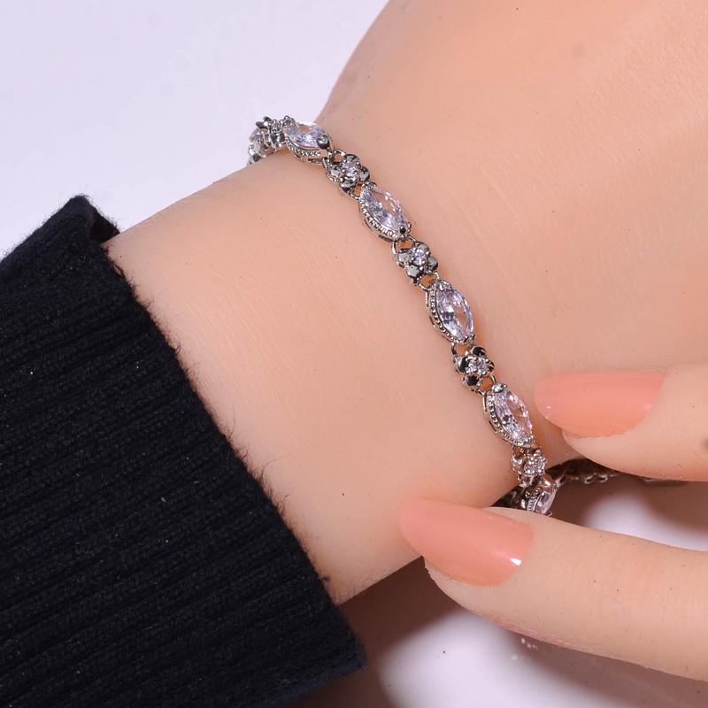 White Topaz & Cubic Zirconia 925 Sterling Silver Tennis Bracelet 7.99" B40 gallery