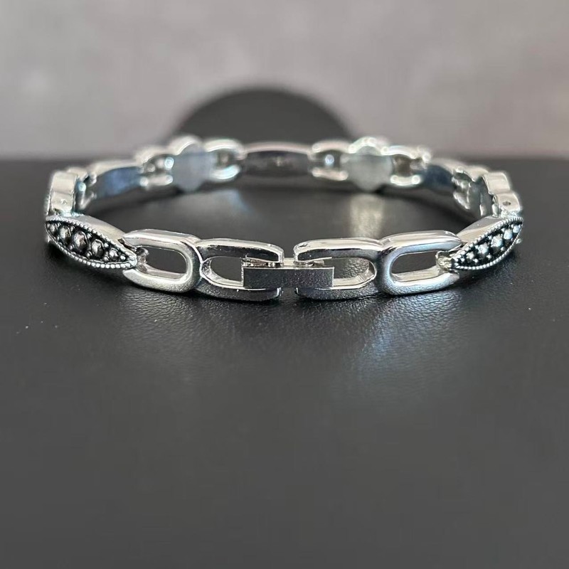 Vintage Style Silver Tone Geometric Link Bracelet Art Deco Black Textured Metal gallery
