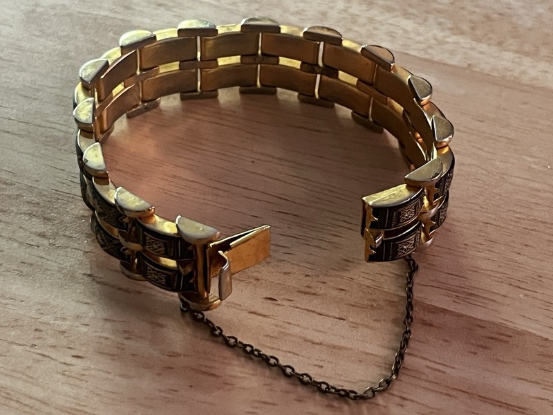 Vintage Double Row Damascene Bracelet – 7” Chunky Gold & Black Inlay gallery