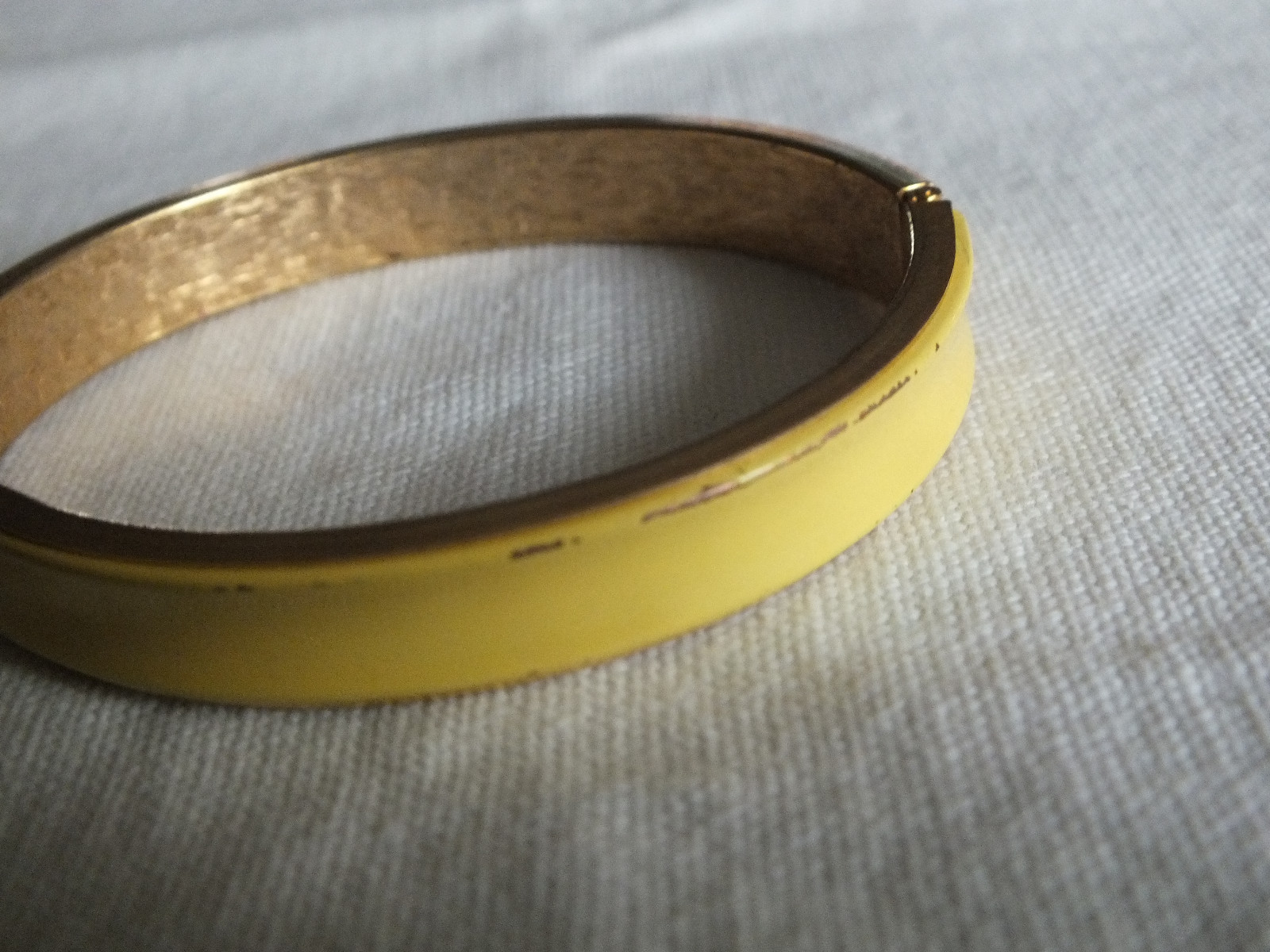 Beautiful Clasp Bracelet Gold Tone Yellow Inset 2 3/8 x 3/8" NICE gallery