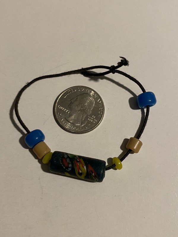 Vintage 1990s Small Beaded Stackable Bracelet gallery