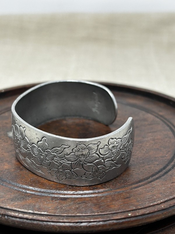 Vintage Kirk Pewter Cuff Floral Bracelet Jonquil Boho Hippie Flowers 7/8” #900-3 gallery