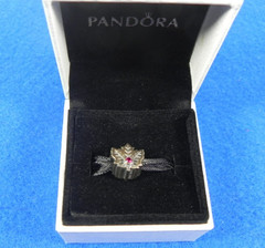 NEW AUTHENTIC SS PANDORA CHARM MAPLE LEAF CANADA 791215SRU BEAD W BOX