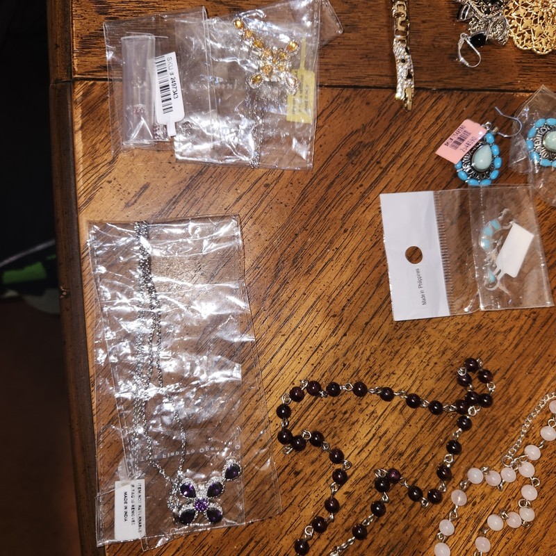 Jewelry..Necklaces, Earrings, Etc. gallery