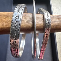 BRIGHTON Lot of 3 Silver Metal Etched Scroll Stackable Bangle Cuff Bracelets