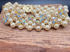 Woven Pearl Bead Bracelet Ornate Gold Tone Clasp Crystal Flower Motif 7in.