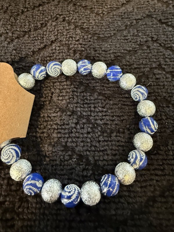Lot Of 8 - Blues & Greens Beaded Stretch Bracelets 6” To 7.5” gallery