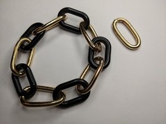 Fashion Costume Jewelry Chain Black and Gold With Extra Adjust Chain Link