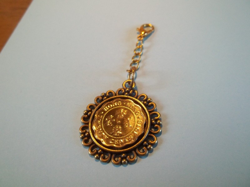HONG KONG COIN - LIMITED EDITION - BRONZE CASED PENDANT / CHARM - 1975 to 1991 gallery