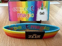 “ZOX EXPECT MAGIC” Large NIP $6 SHIPPING FOR UP TO 8 ZOX’S