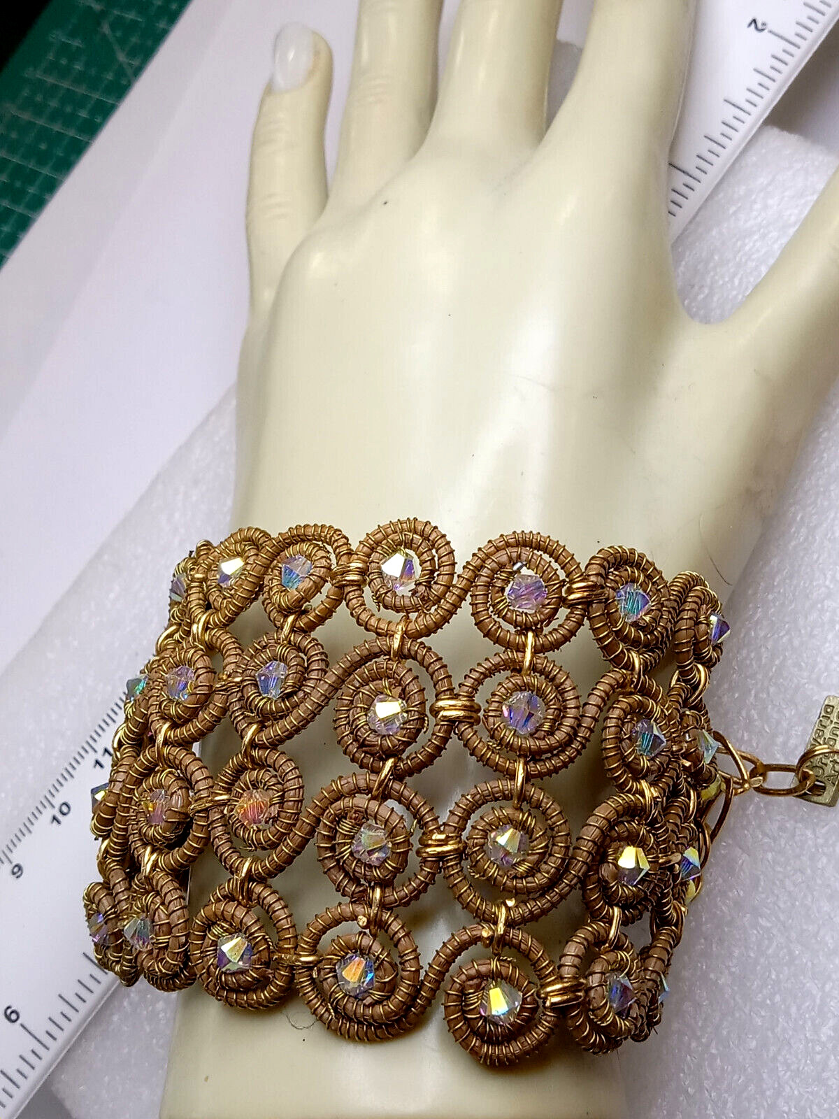 JOYERIA ARTESANAL ORGANICA FILIGREE G/T IRIDESCENT BEAD BRACELET 2 X 6-7.5" gallery