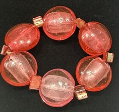 Artisan Chunky Pink Glass Bead Bracelet w Mother of Pearl Spacers – Stretch EUC