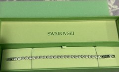 Swarovski – Una Angelic Tennis bracelet -Round cut, Small, White, Rhodium plated