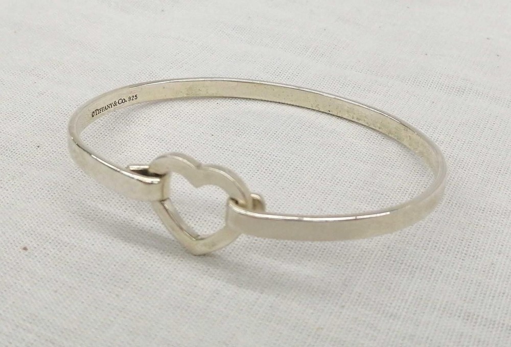 TIFFANY & Co. Heart Hook Bangle 925 Used