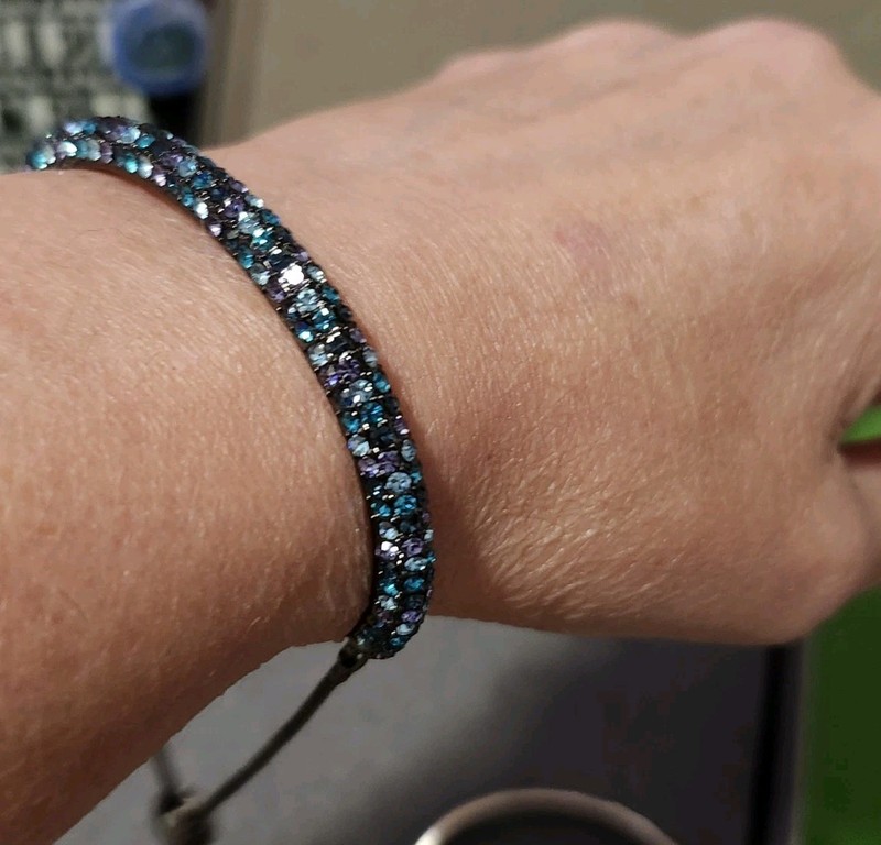 Off Park Collection Blue Multi-color Crystal Pull Cord Bolo Bangle Bracelet Htf gallery