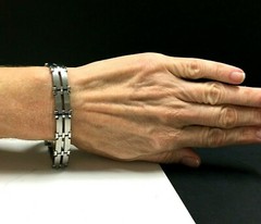 EDFORCE Stainless Steel Link Unisex Bracelet Women Men 8.5″ Long Brushed R177e