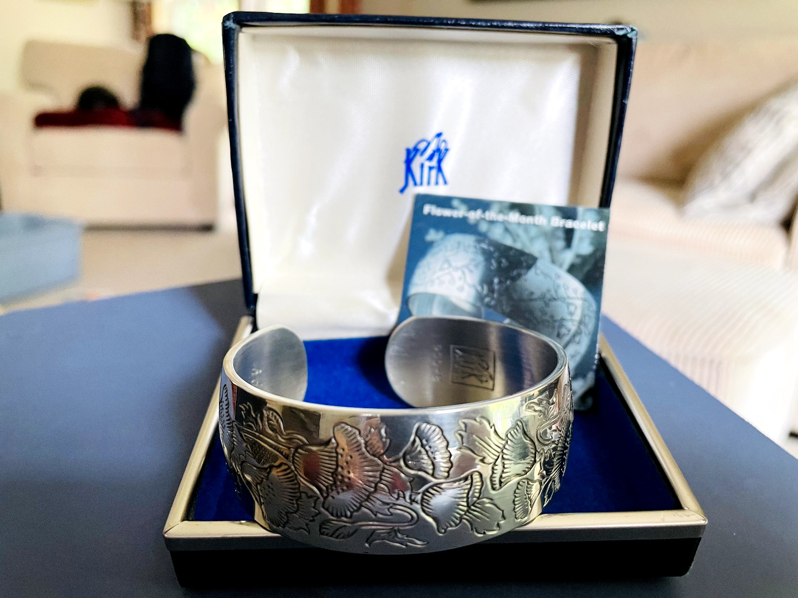 KIRK Pewter Flower Of The Month Bracelet Bangle jewelry Floral "Poppy" Sz Small gallery