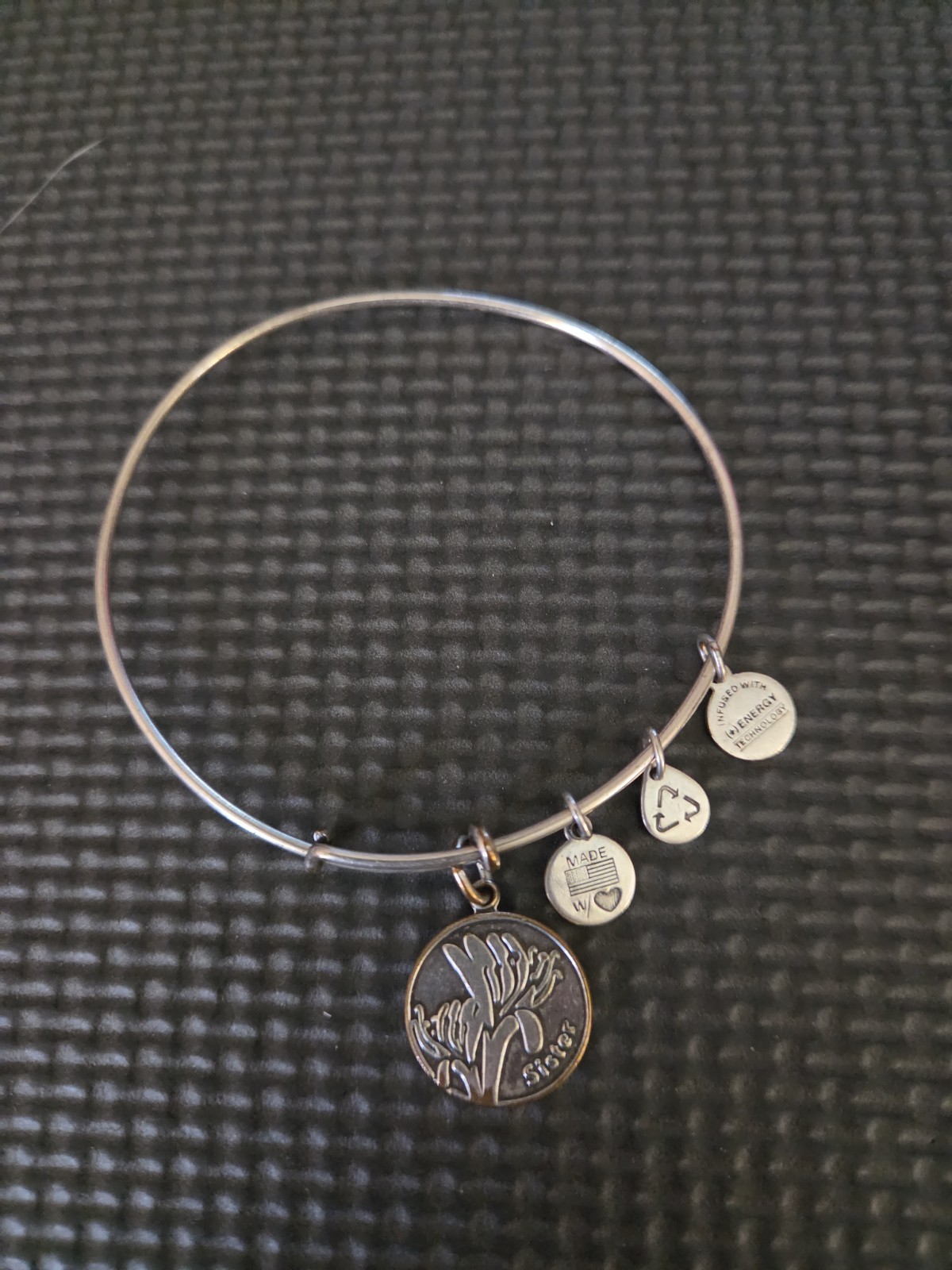 Alex & Ani Silver Tone Expandable Wire Bracelet "Sister" Charm BR gallery