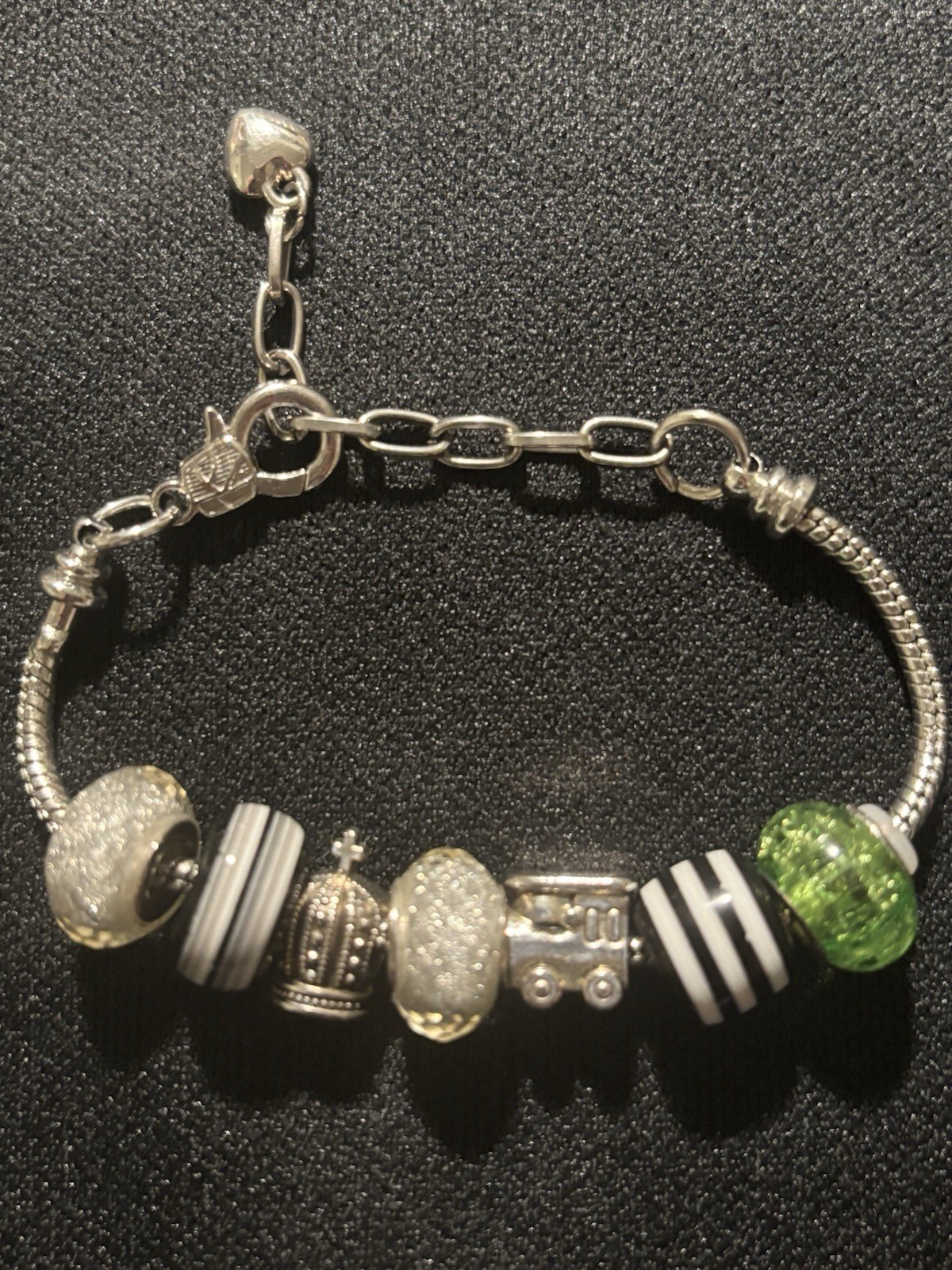 8” Adjustable Silver And Green Beaded Charm Bracelet gallery