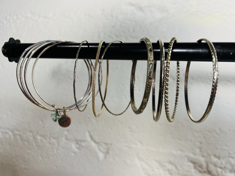 Bangle Bracelet Assorted Lot of 8 - Jewelry Collection gallery