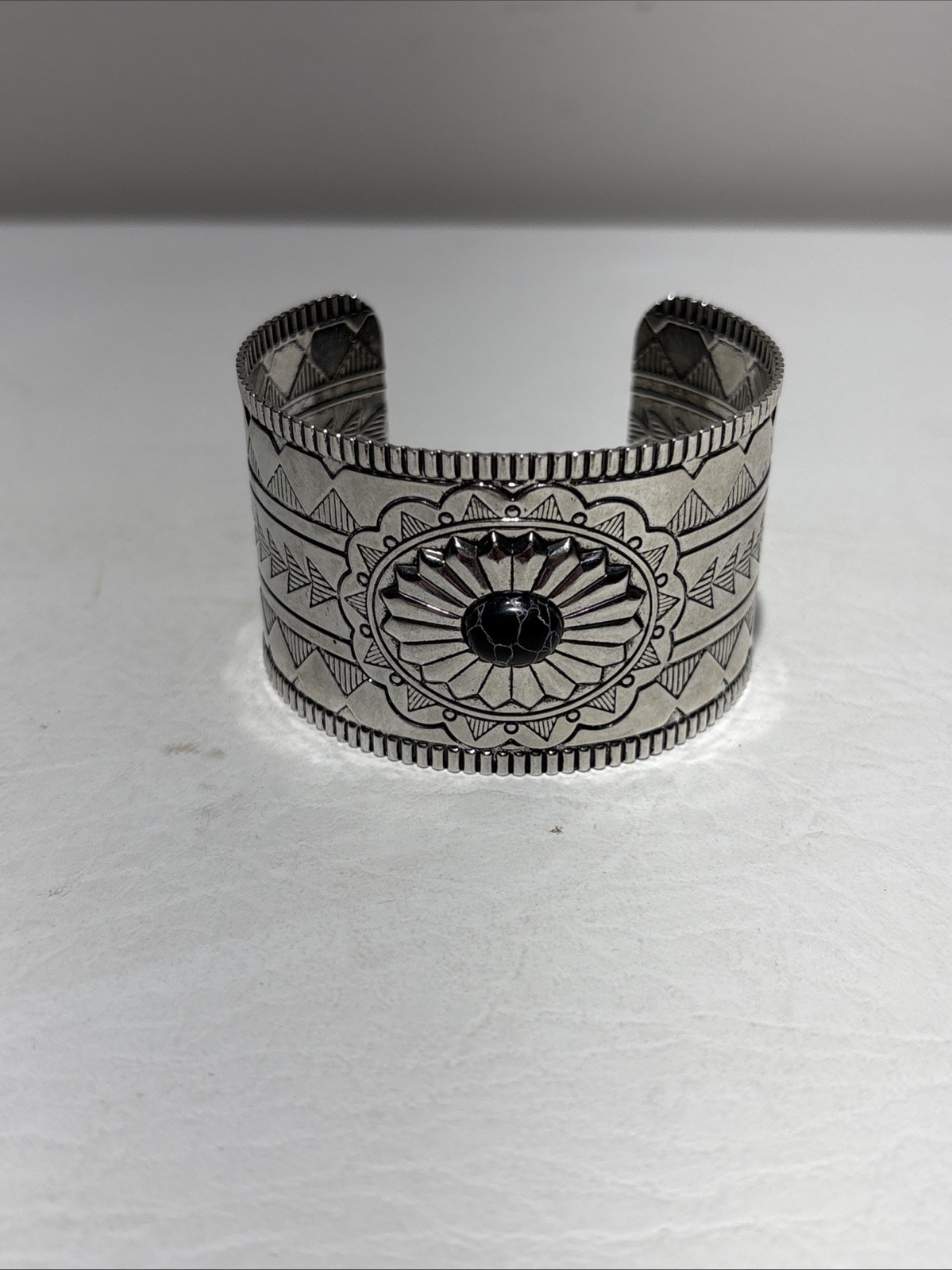 Paparazzi Aztec Artisan - Black Stone - Silver Cuff Bracelet gallery
