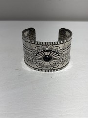 Paparazzi Aztec Artisan – Black Stone – Silver Cuff Bracelet