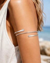 Gold Bracelet – Minimalist Adjustable Open Armlet for Party Wear
