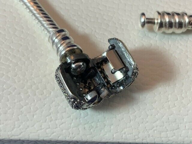 NWOT Pandora Sterling Silver Signature Pave Clasp Bracelet 7.9"/20cm gallery