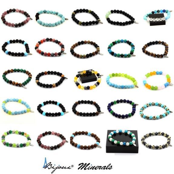 stones And Minerals. Malachite Bead Bracelet From Congo + Peridot + Black Onyx gallery