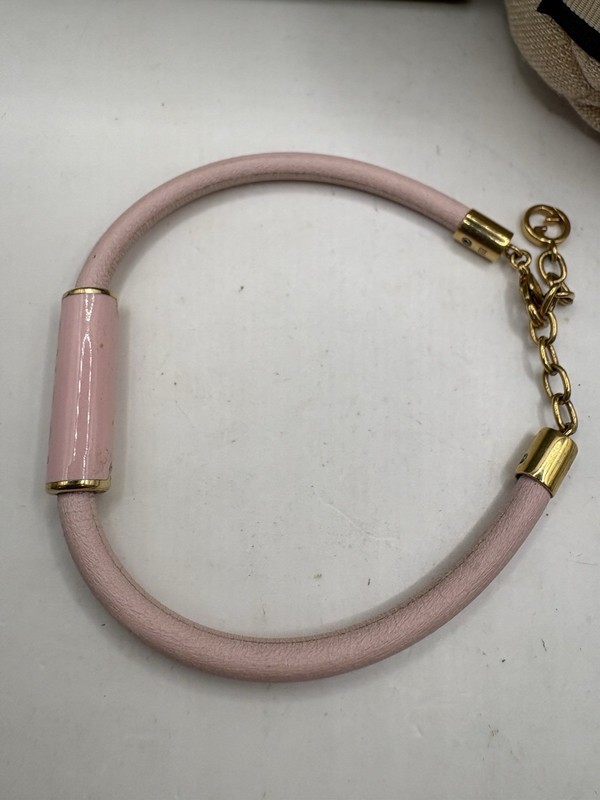 Gucci Pink Leather Enamel Bracelet With Box & Dust Bag gallery