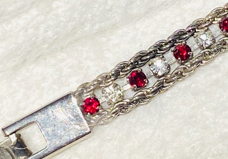DOUBLE ROPE BRACELET W/ RED & WHITE AUSTRIAN CRYSTALS 50 MILS GOLD PLATING gallery