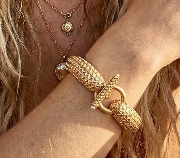 NEW Julie Vos Toggle Link Bracelet 24k Gold Plated Adjustable Retired Bohemian gallery