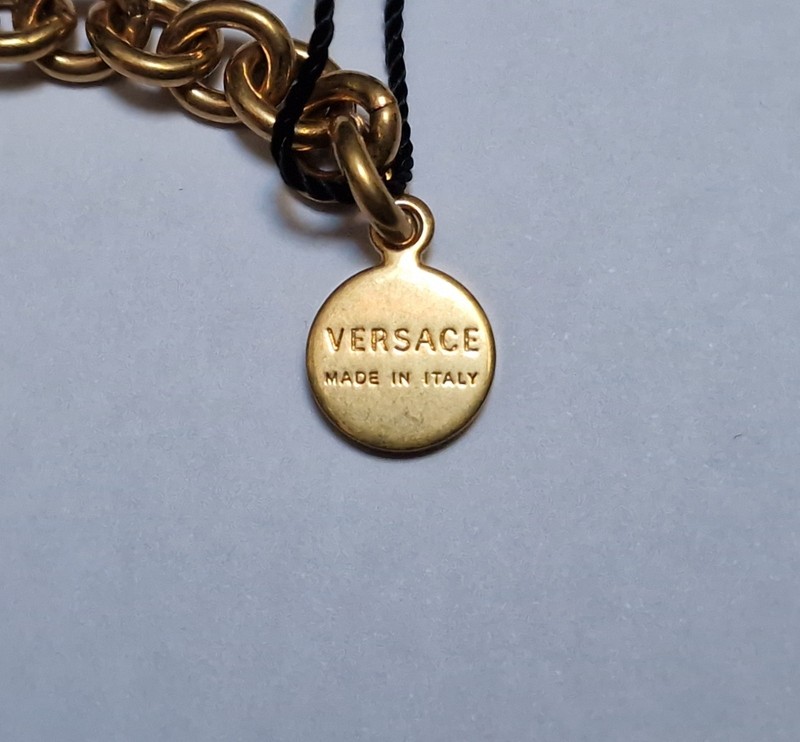 Versace Gold Greca Link Chain Bracelet (Length: 24cm) RRP: £370 gallery