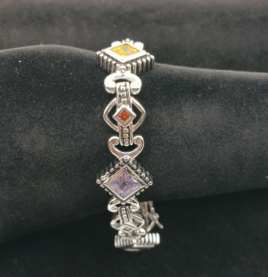 Multicolor Diamond Shape Crystals Glass Women's Fashion Bracelet  gallery