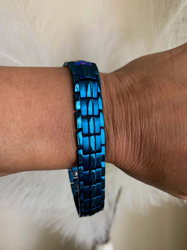 Elegant Magnetic Bracelet Men Women Restore Balance Energy Arthritis Pain Joy gallery