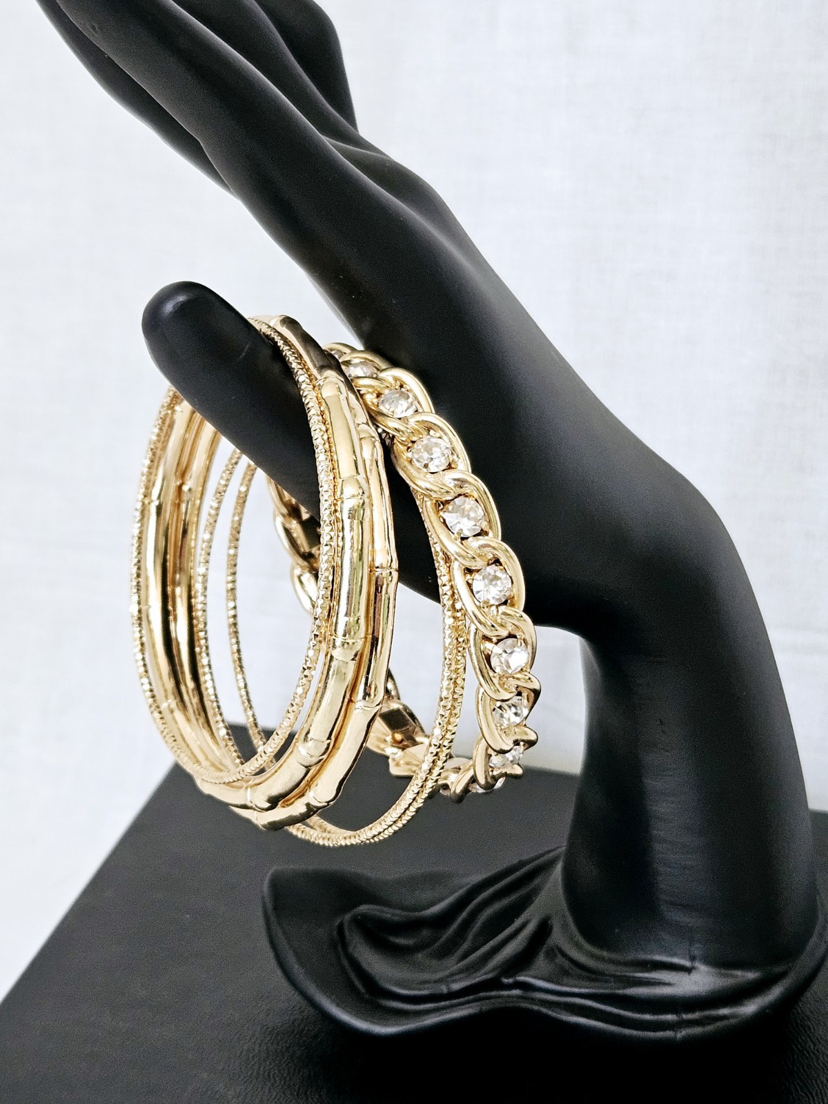 Thalia Sodi Gold-Tone 6 Pc Crystal Bamboo & Textured Bangle Bracelets J10-3033 gallery