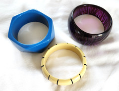 Vtg 80’s Chunky Plastic Purple/Aqua Geometric/ Yellow -3 Retro Bangle Bracelets