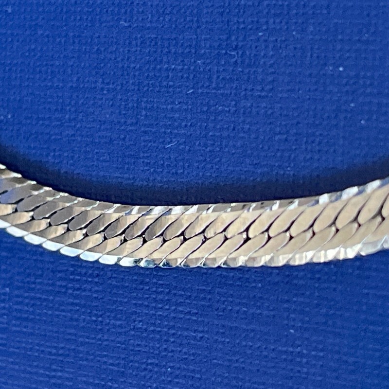 14K GS Gold Shell Herringbone 8" Bracelet gallery