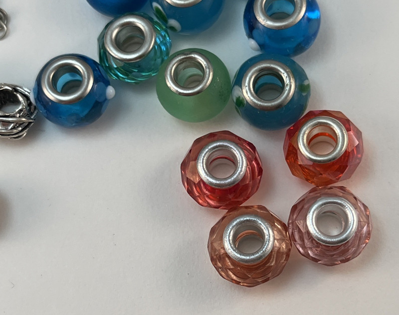 LOT of 50 Glass Rhinestone Bead Charms Blue Green Orange Red Black Silver Tone gallery