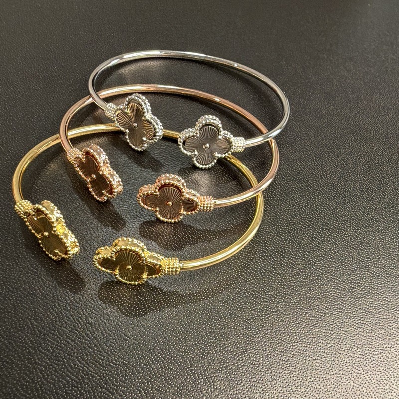 Metal Clover Shape Bangle Stackable Bracelet Gold Silver Rose Fashion Jewelry gallery