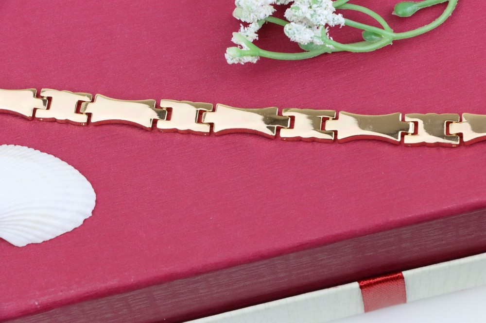 with Modern Curved Link Design, XPBL0876 Glossy Rose Gold Bracelet