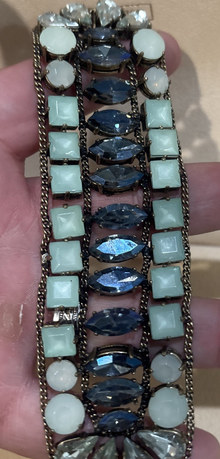 BR Banana Republic Multi Rhinestone Bracelet Brass Tone 7.5” gallery