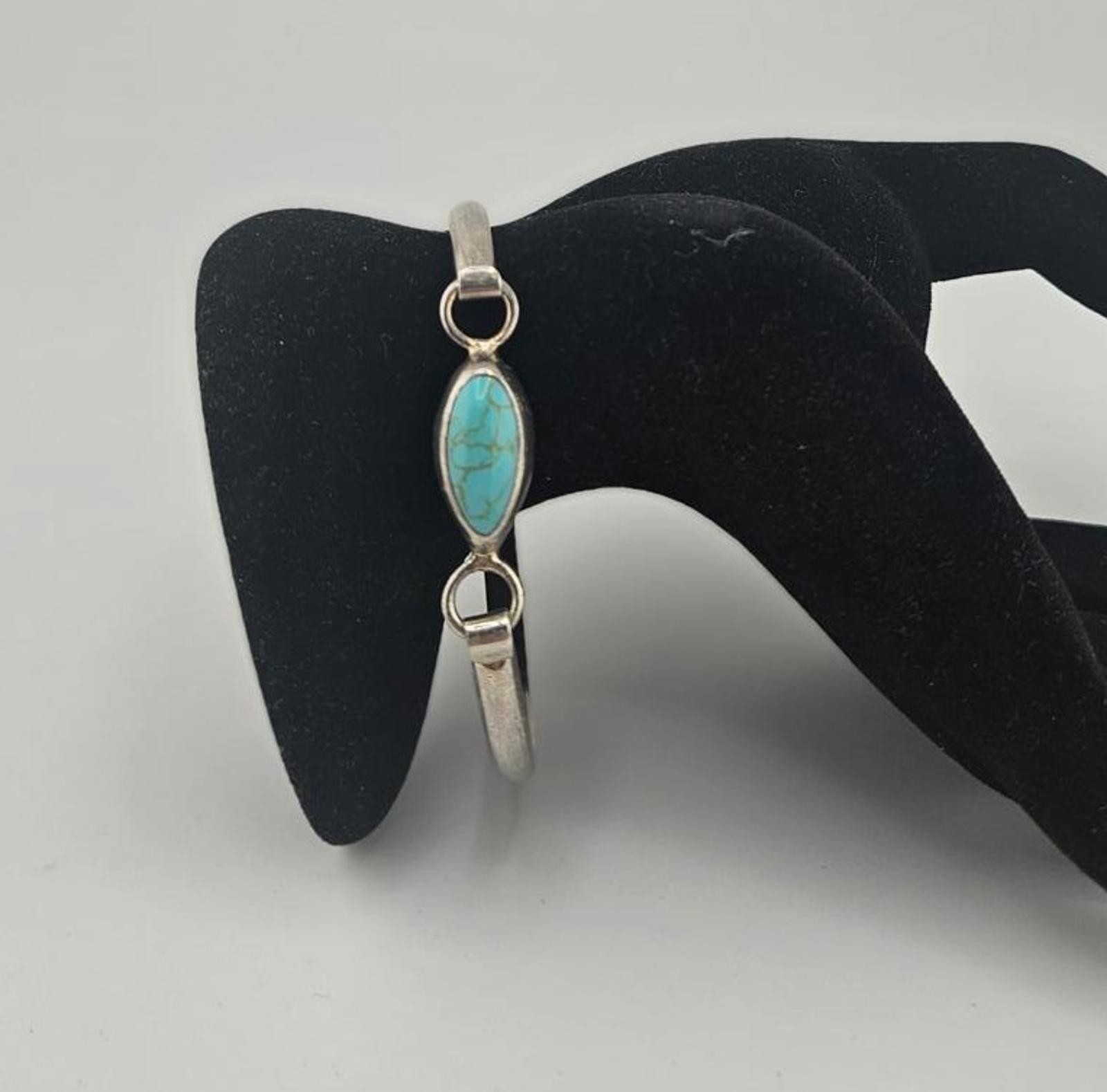 Beautiful Sterling Silver and Turquoise Hook and Eye Bangle gallery