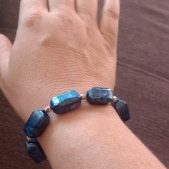 Blue Stretch Beaded Bracelet Rectangle Beads No Closure