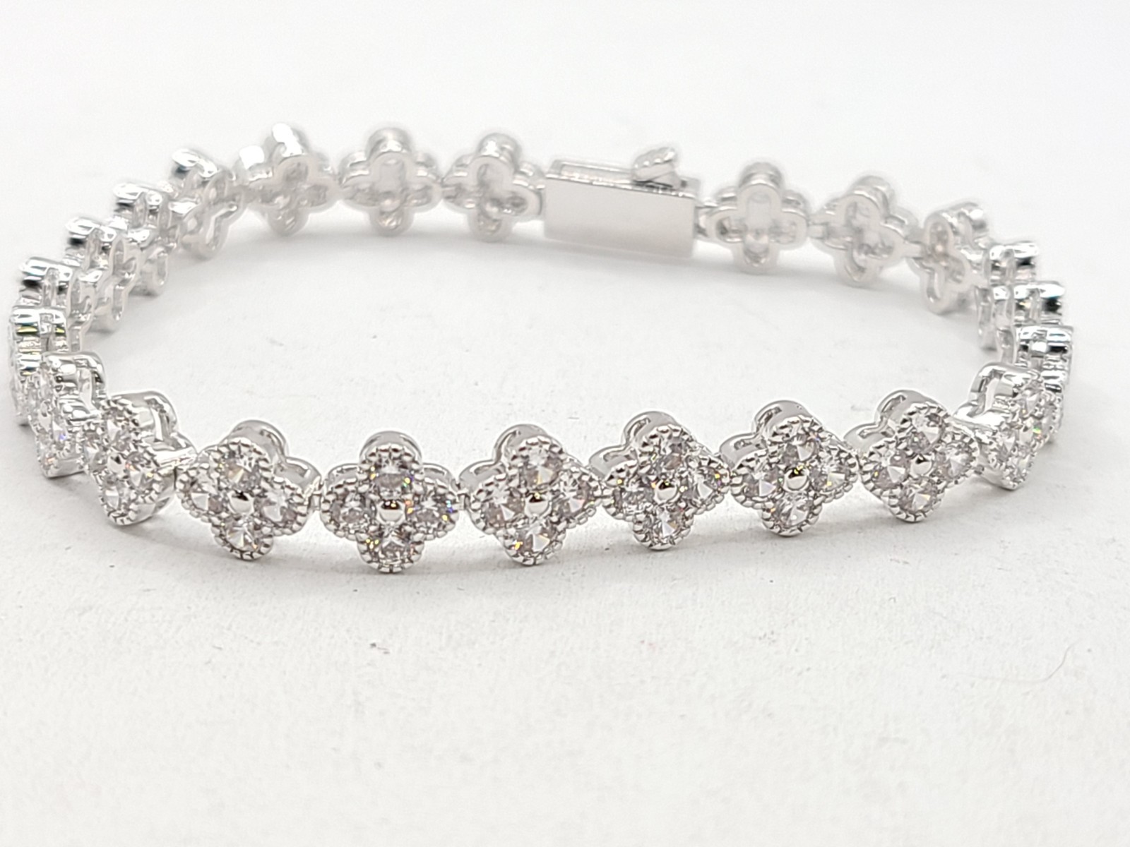 6ICE Flower Tennis Bracelet White Gold Plated 7 Inches gallery