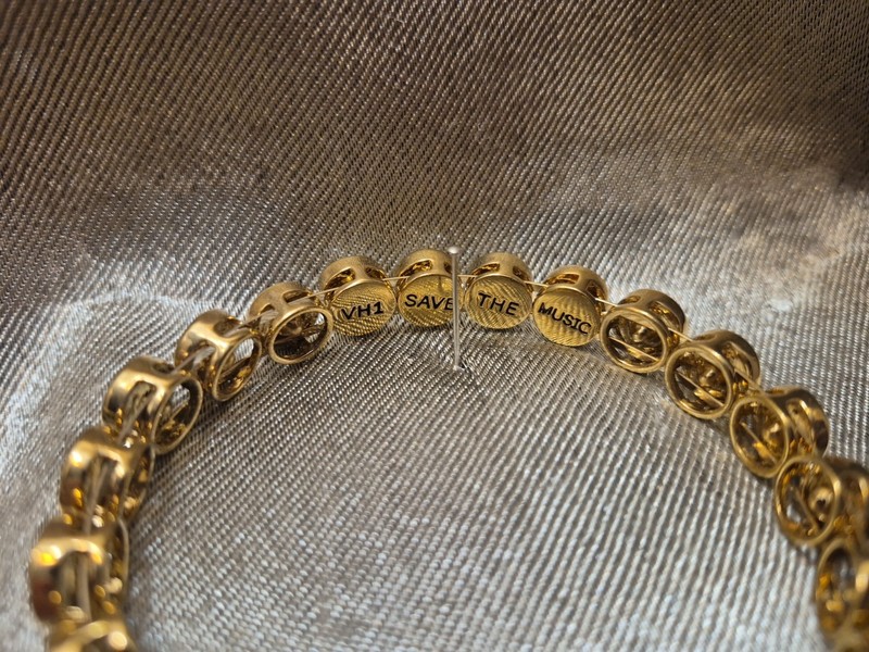 Carolee Chunky Bezel Set Rhinestone Gold Tone Magnetic Clasp Bracelet gallery
