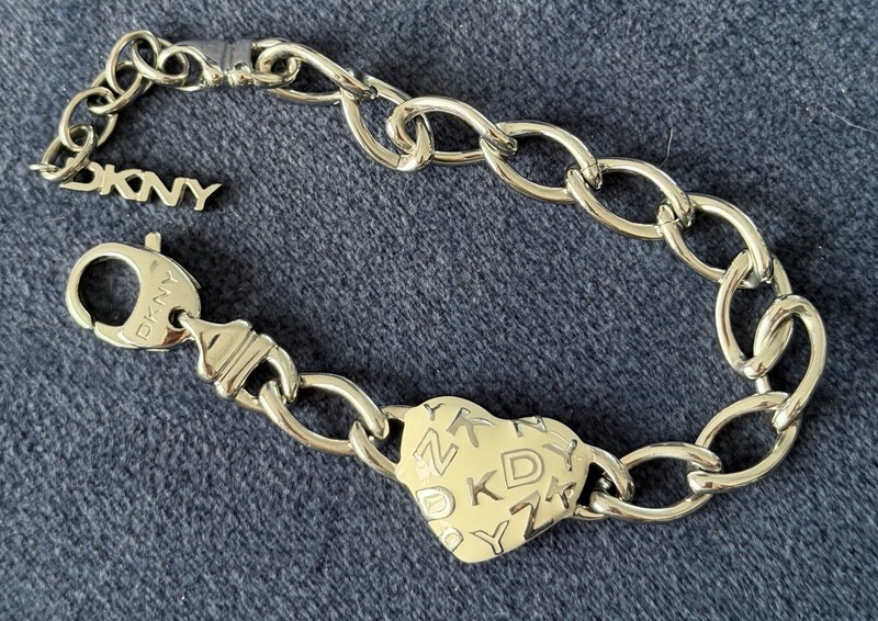 DKNY chunky Bracelet gallery