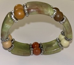 Fun Unique Chunky Mixed Plastic Beaded Stretch Bracelet (15cm) Xsmall Wrist
