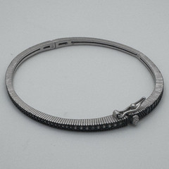 Freida Rothman The Classic Pave Hinge Bracelet